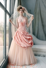 wunderschönes Brautkleid in Rosa